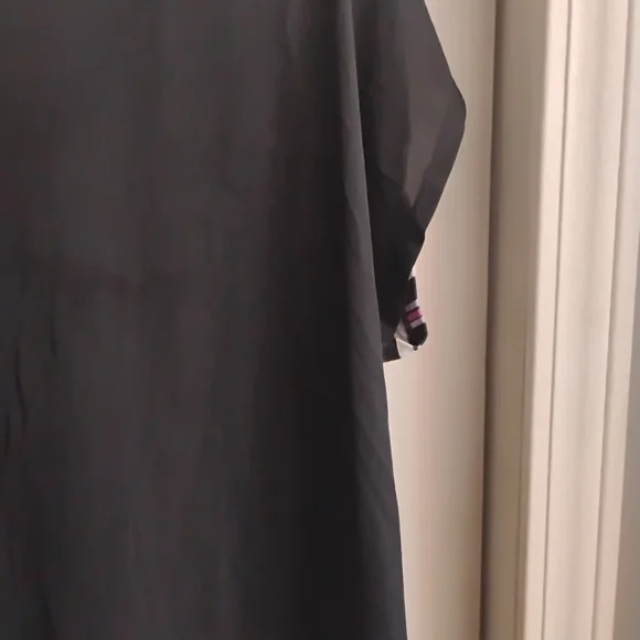 Nue Options PXL Chevron Mixed Media Vneck Blouse Black,Pink,White - Picture 7 of 8